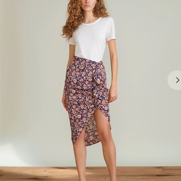 Veronica Beard Dresses & Skirts - Veronica Bear Hazel Skirt